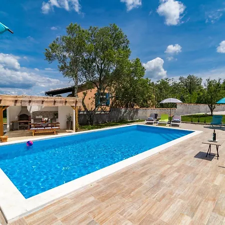 With A Heated Pool By Istrabook Villa *