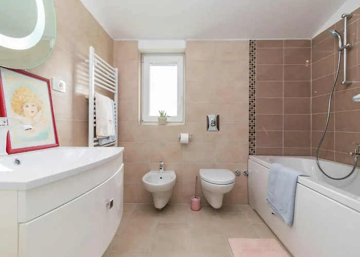 With A Heated Pool By Istrabook Villa *