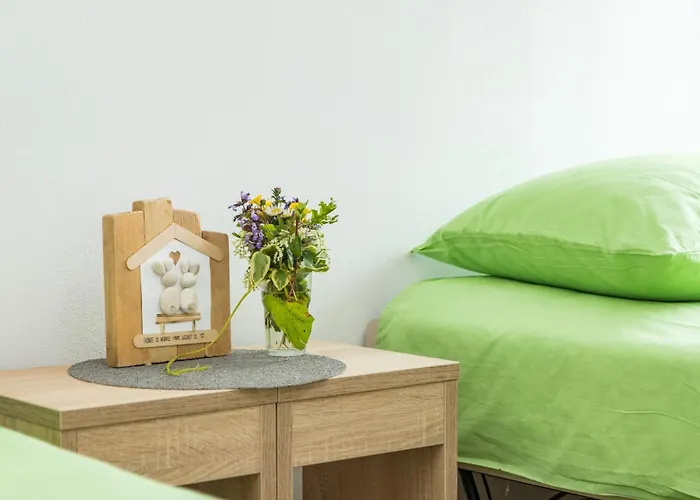 Villa With A Heated Pool By Istrabook Basici