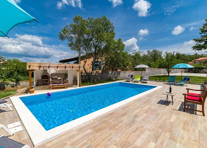 With A Heated Pool By Istrabook Villa *