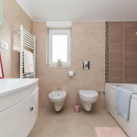 Mit Privatem Pool In Porec,istrien Villa *
