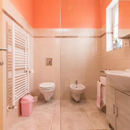 Villa Mit Privatem Pool In Porec,istrien *
