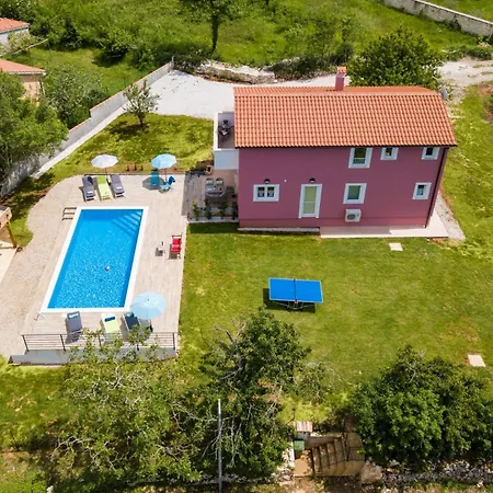 Villa Mit Privatem Pool In Porec,istrien *