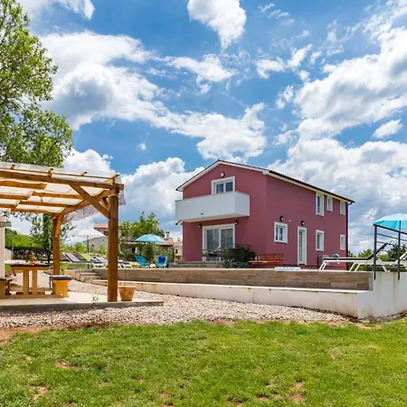 With A Heated Pool By Istrabook * Basici