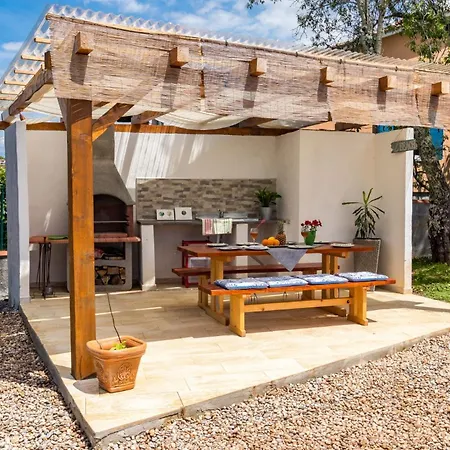 Mit Privatem Pool In Porec,istrien Villa